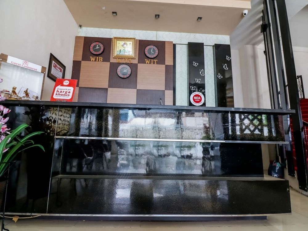 Hotel Mangga Dua Makassar Exteriör bild