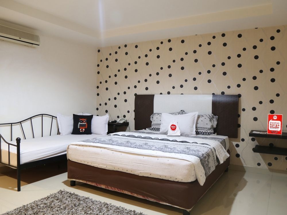 Hotel Mangga Dua Makassar Exteriör bild